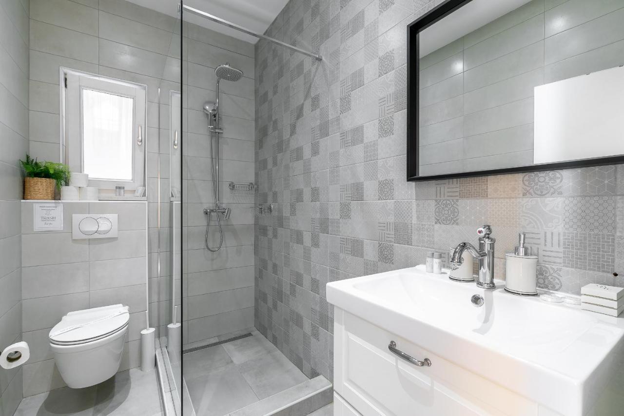 Apartament Karisima2 *