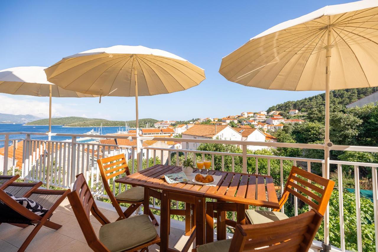 Karisima2 Korčula